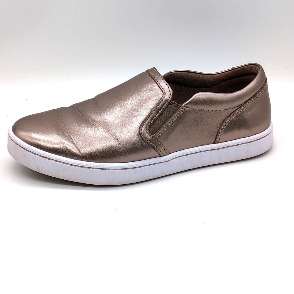 Clarks Collection Sneakers Womens‎ Gold 8 Leather Slip On Walking Shoe Stretch